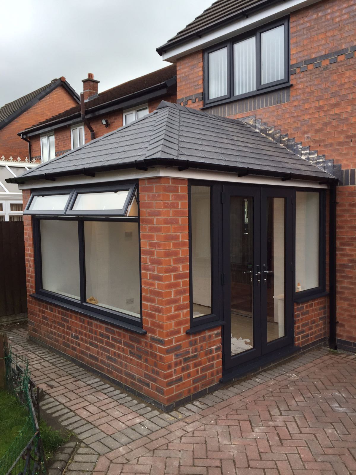 CSG Plastics & Build | Anthracite Grey Windows