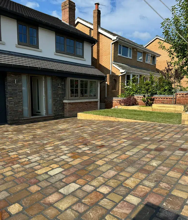 CSG Plastics & Build|Landscaping