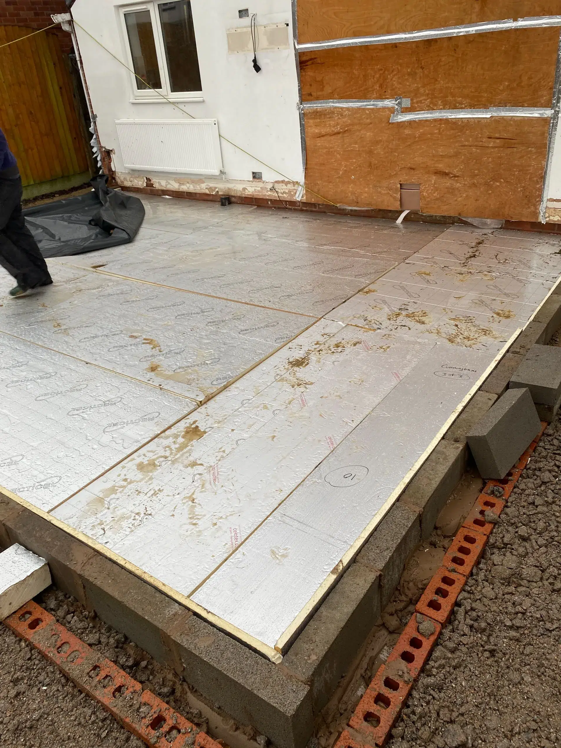 CSG Plastics & Build | Contemporary Rear extension