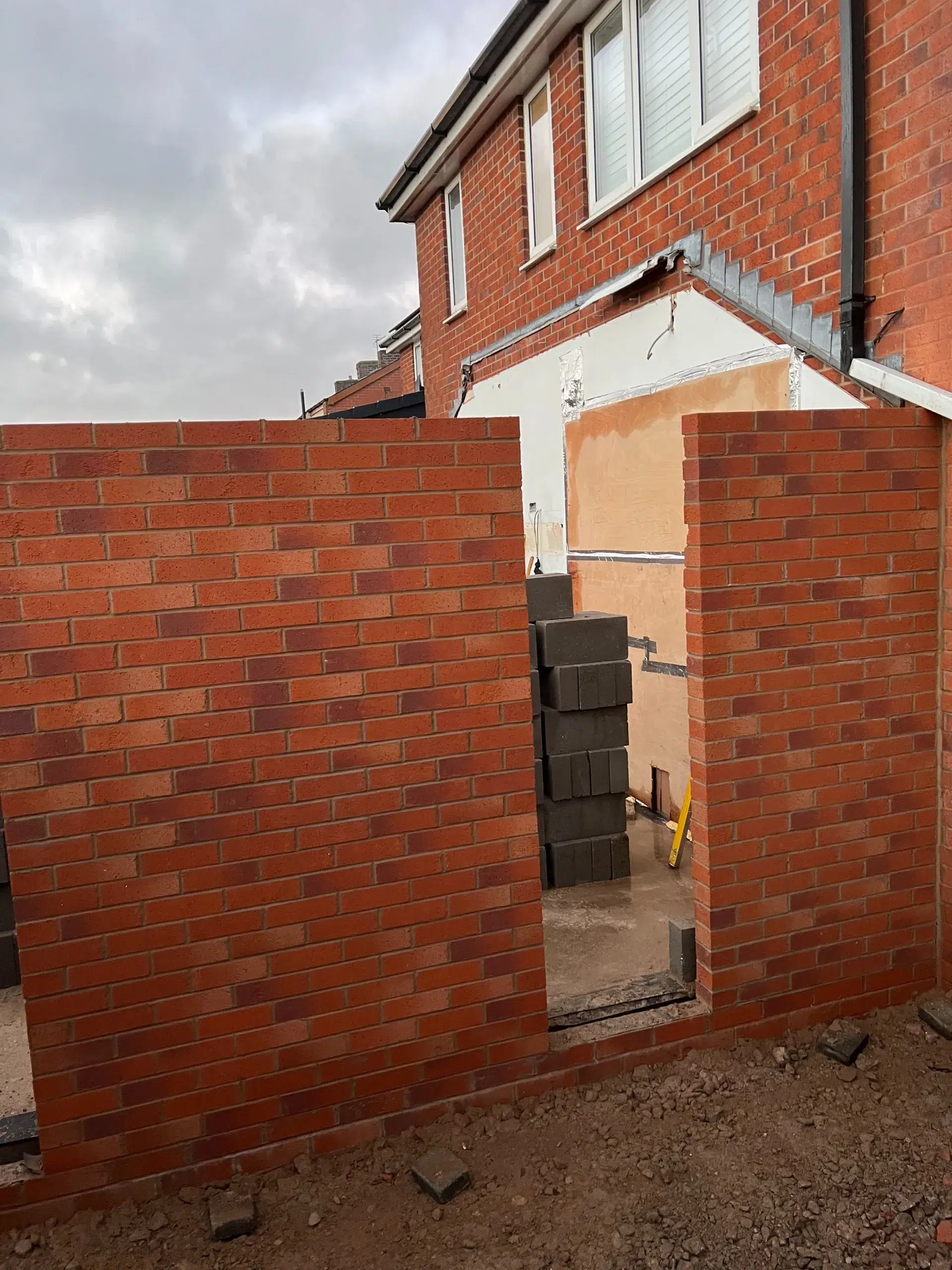 CSG Plastics & Build | Contemporary Rear extension