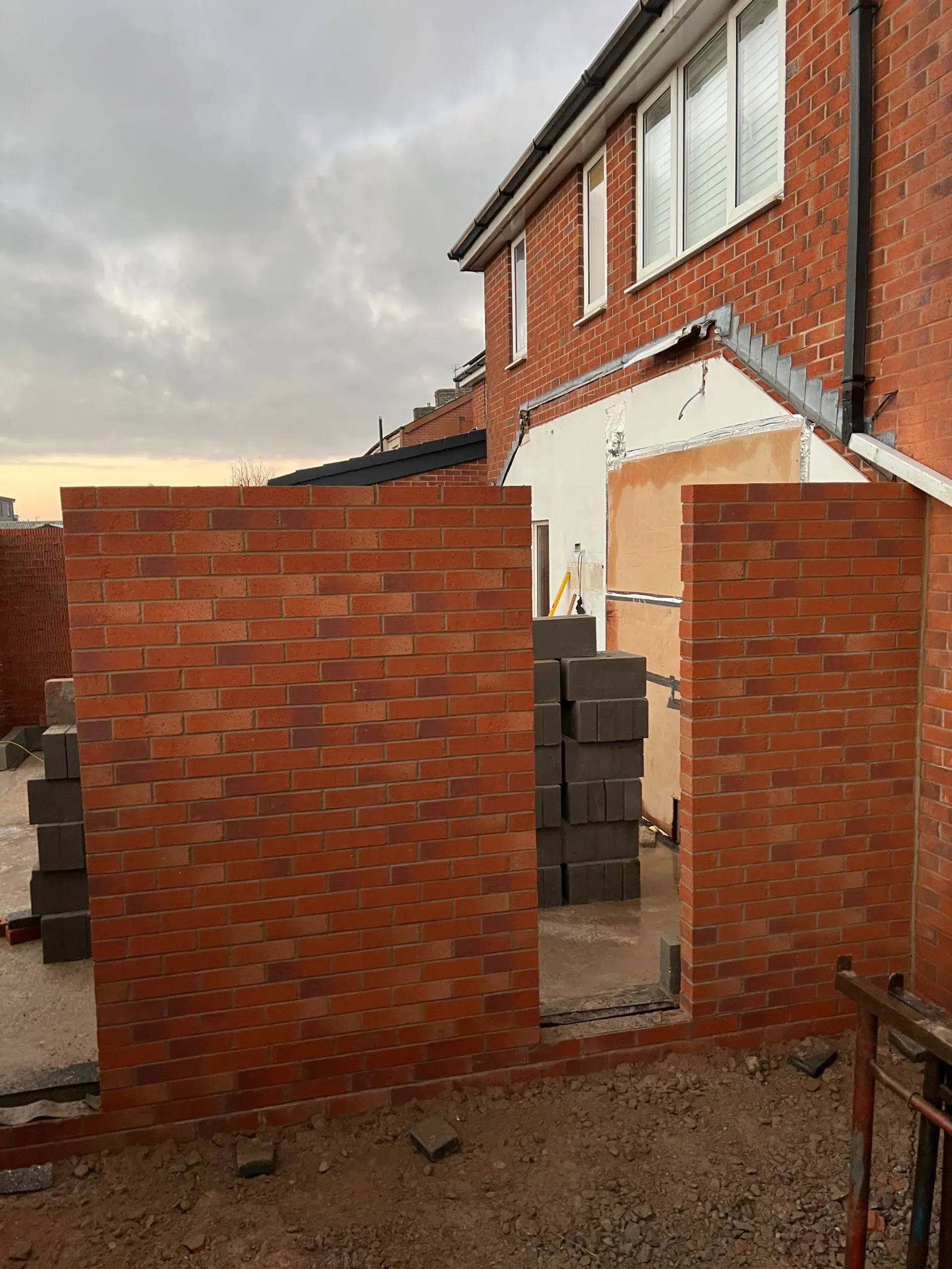CSG Plastics & Build | Contemporary Rear extension