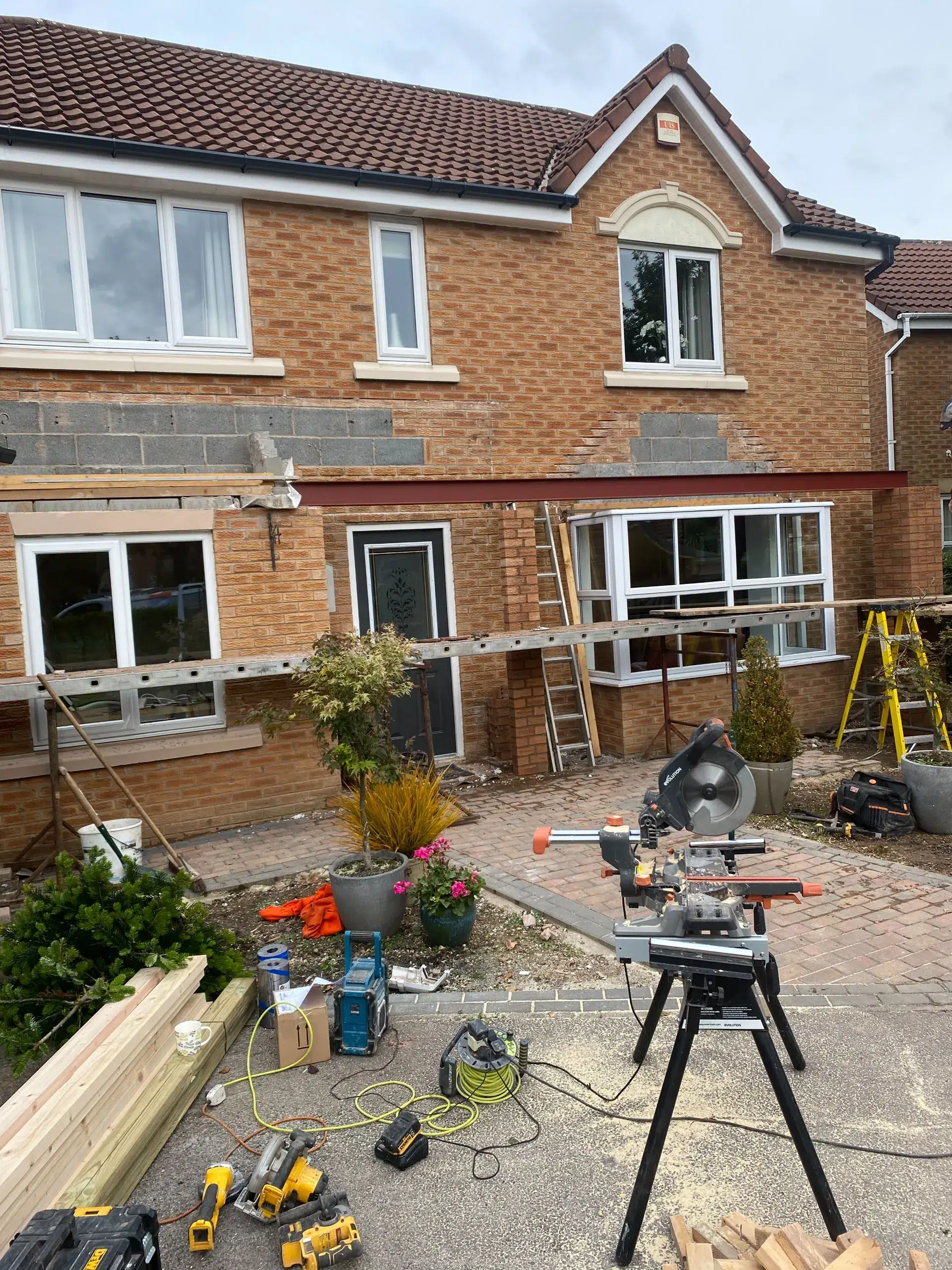 CSG Plastics & Build | Front porch extension