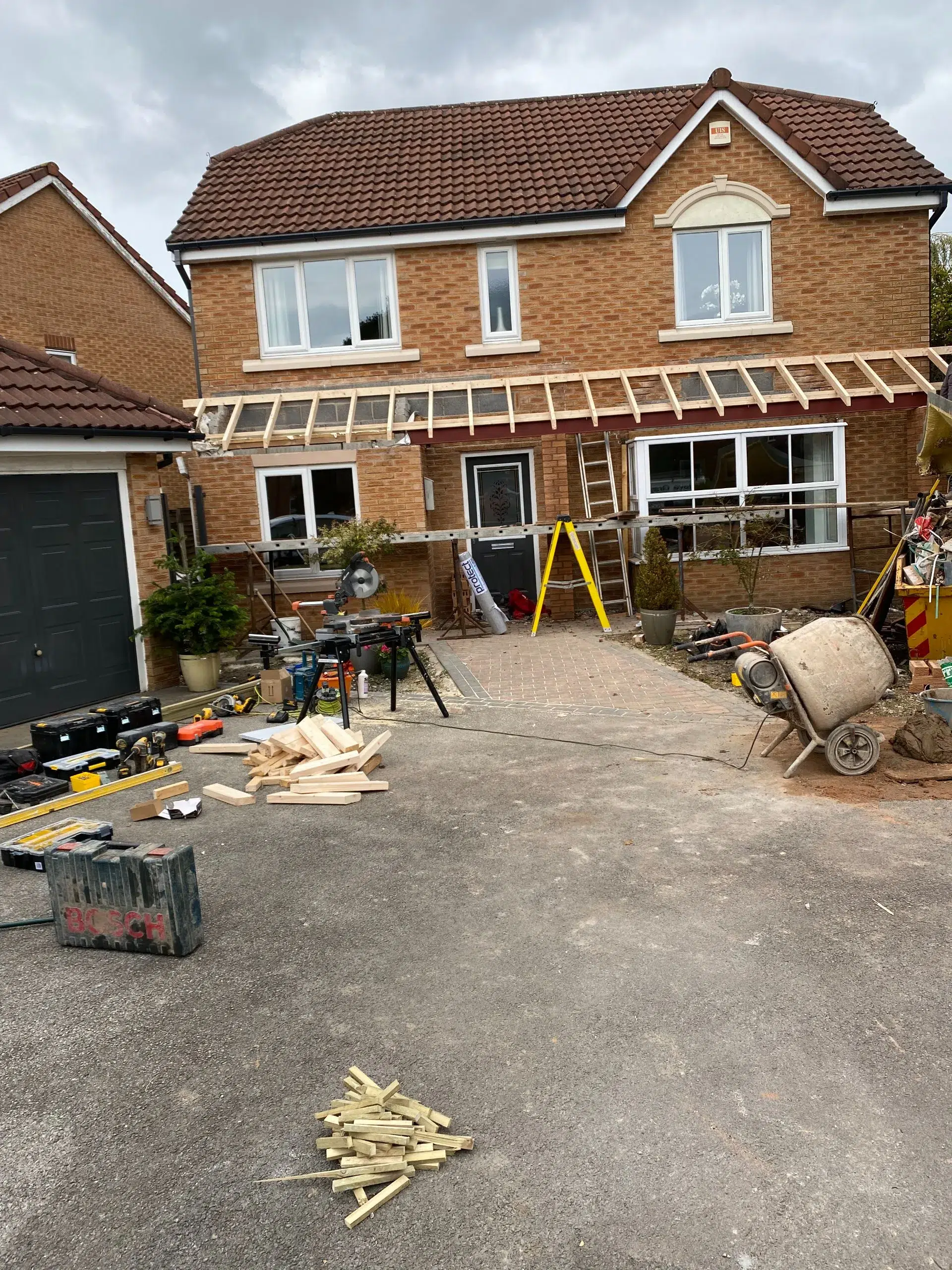 CSG Plastics & Build | Front porch extension
