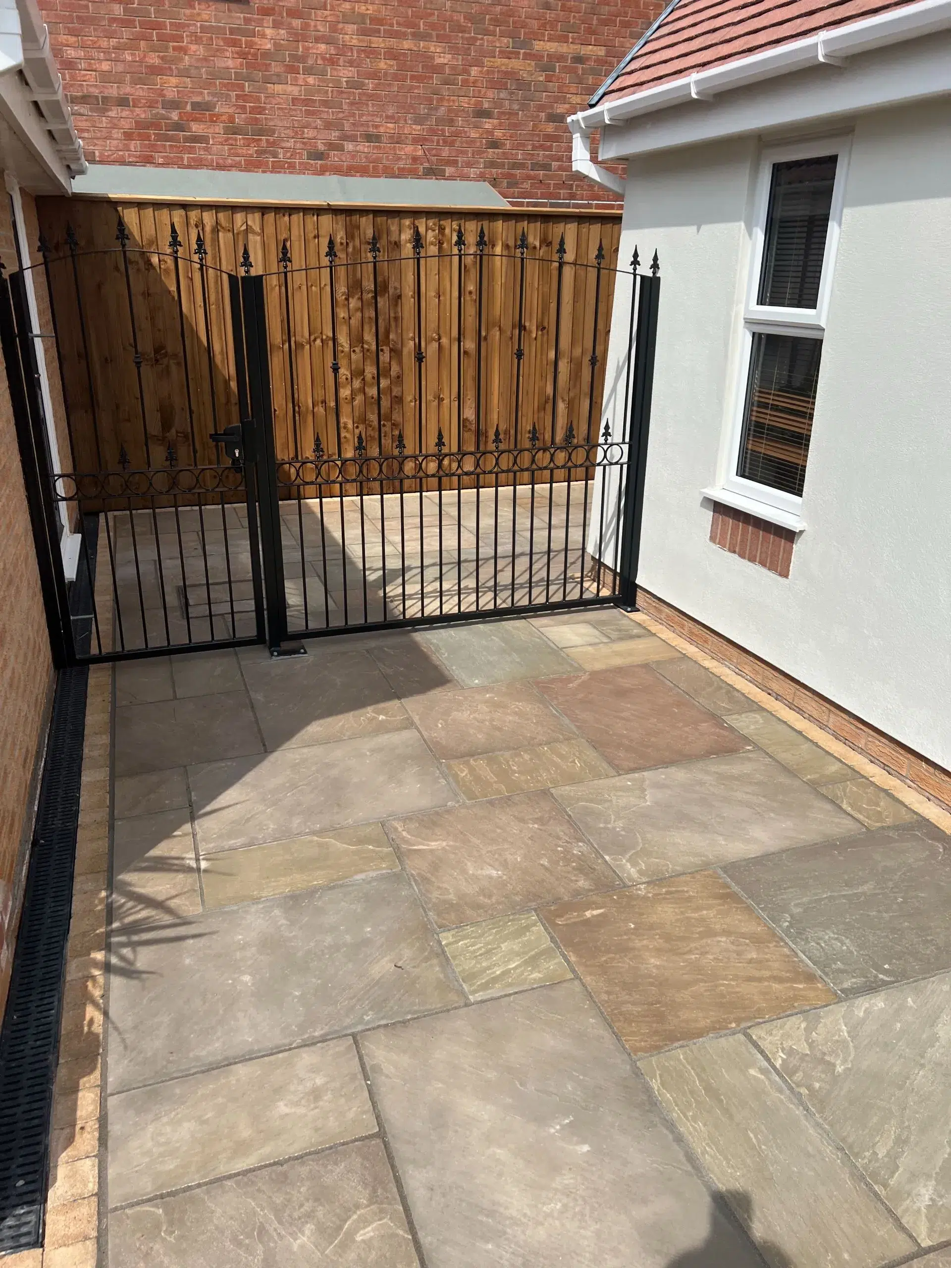 CSG Plastics & Build | Front Garden & Driveway Redesign