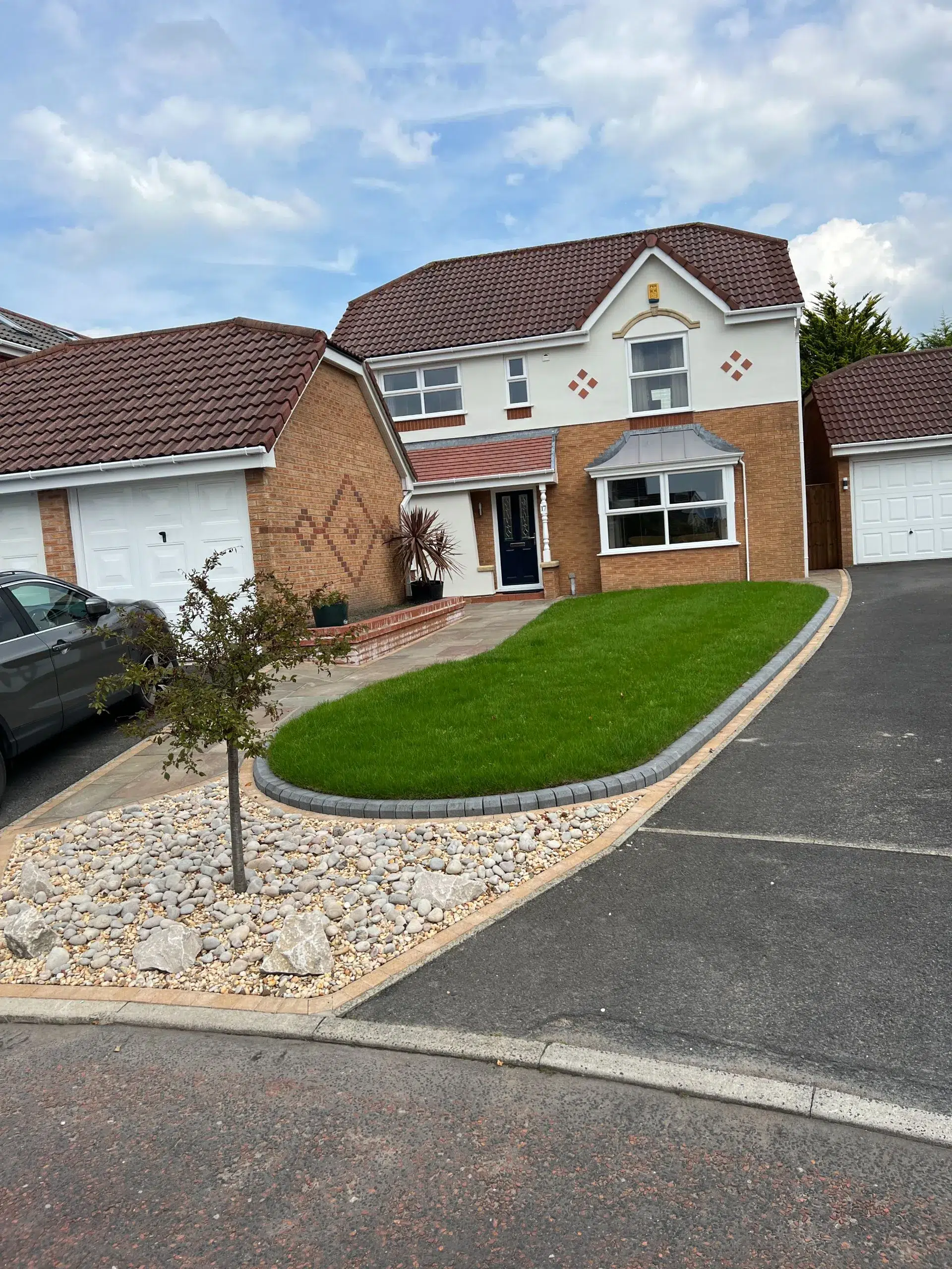 CSG Plastics & Build | Front Garden & Driveway Redesign